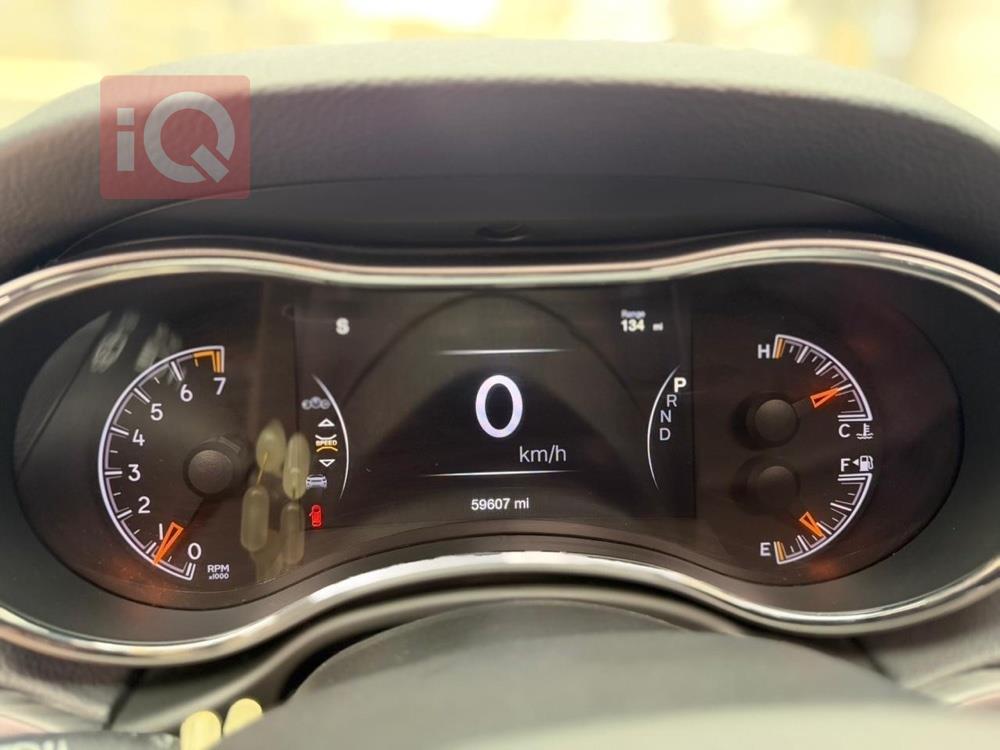 جيب جراند شيروكي